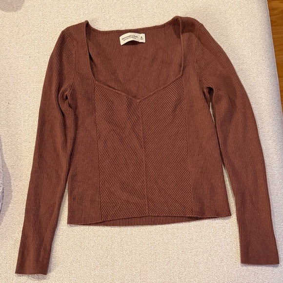 Abercrombie & Fitch Sweaters - Abercrombie Ribbed V-Neck Sweater Size M